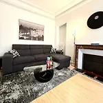 Apartamento Champs élysées 5 *