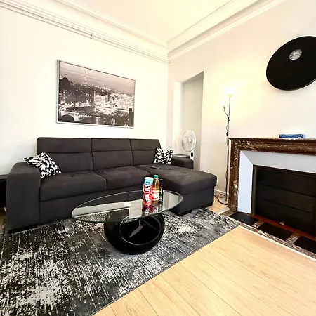 Apartment Champs Elysees 5 *